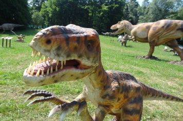 Dino-Show vom 13. Juni bis 23. August 2020 in Geuensee