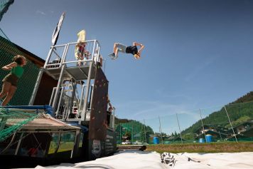 Der mobile Vergnügungspark ist unterwegs in Val d'Illiez, Champéry und Morgins vom 11. Juli bis am 9. August 2020