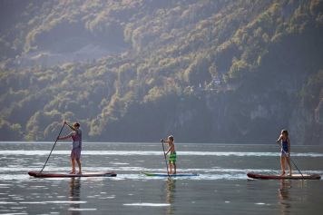 Vielfältige Wassersportangebote auf dem Thunersee