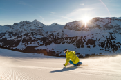 Ruhe und Faszination in Adelboden im Berner Oberland vor einzigarter Alpenwelt Ruhe und Faszination in Adelboden im Berner Oberland vor einzigarter Alpenwelt