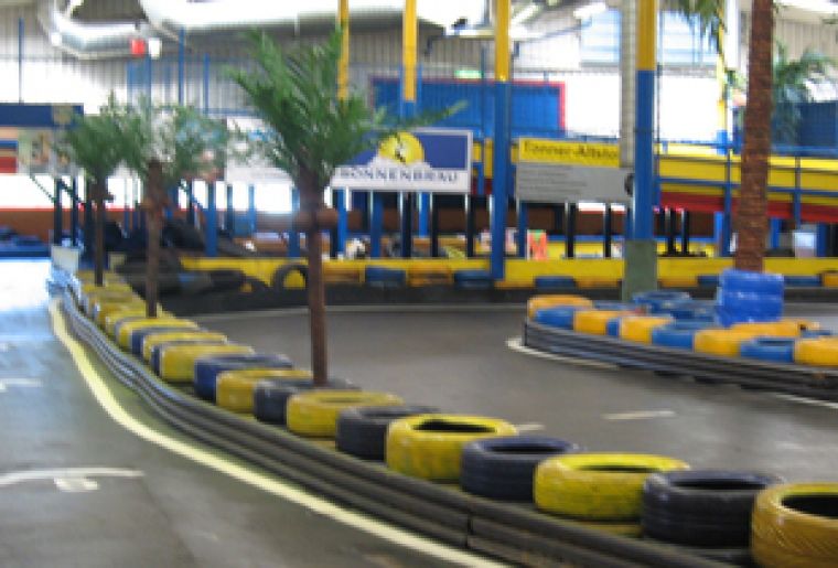 Kartbahn Montlingen 2.jpg Kartbahn Montlingen 2.jpg